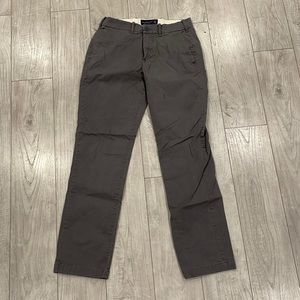 Abercrombie & Fitch grey chinos